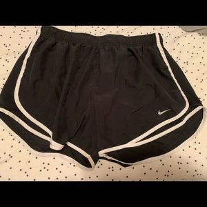 Nike Tempo Running Shorts Women’s XL Black